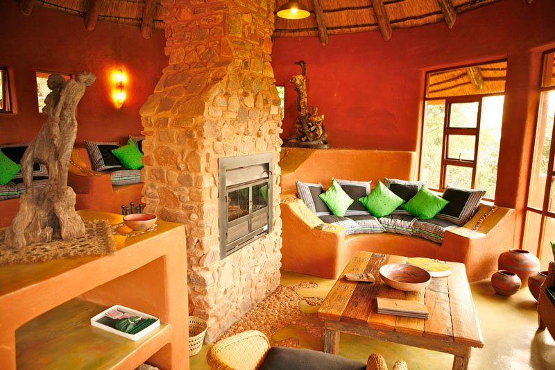 Südafrika Leshiba Wilderness Venda Village Lodge Lounge