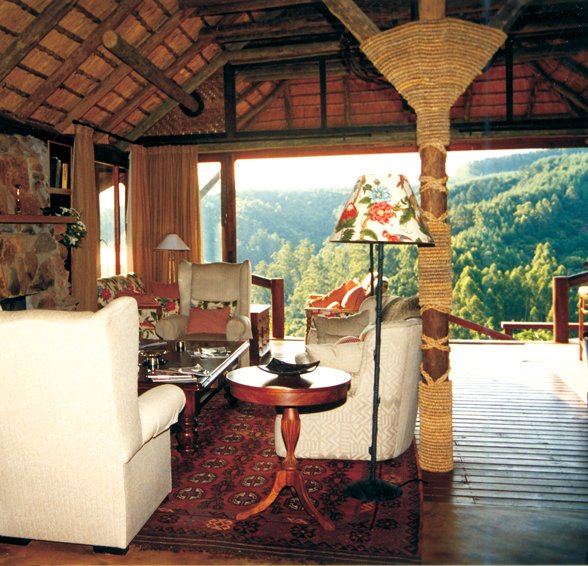 Südafrika Hazyview Tanamera Lodge Lounge Iwanowskis Reisen - afrika.de