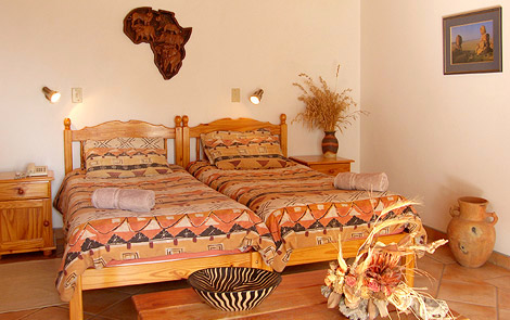 Namibia Windhoek Tamboti Guesthouse Zimmer Iwanowskis Reisen - afrika.de