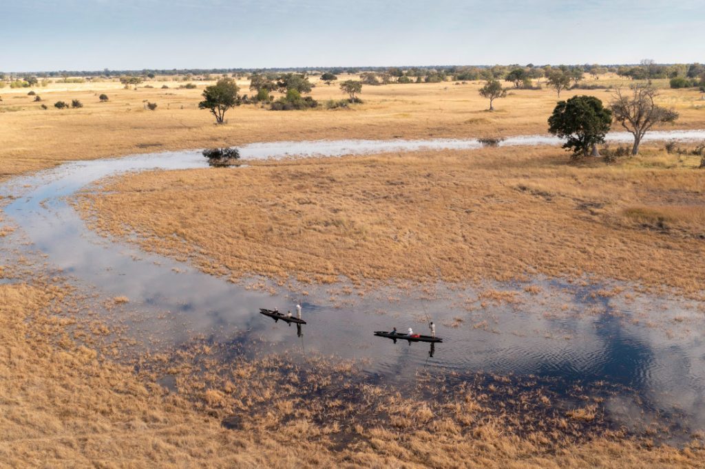 Botswana Okavango Delta Kiri Camp Mokorofahrt Iwanowskis Reisen - afrika.de