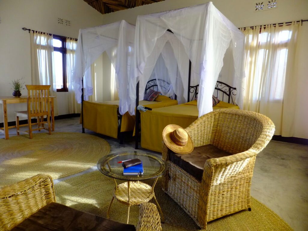 Tansania Lake Eyasi Safari Lodge Zimmer Iwanowskis Reisen - afrika.de