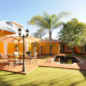 Namibia Windhoek Casa Piccolo Garten Iwanowskis Reisen - afrika.de