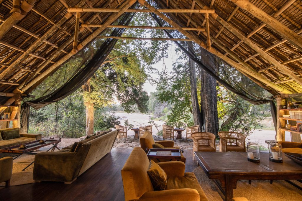 Tansania Ruaha National Park Jongomero Lounge Iwanowskis Reisen - afrika.de