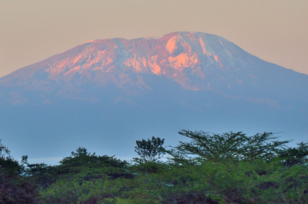 Tansania Arusha Arumeru Lodge Kilimanjaro Iwanowskis Reisen - afrika.de