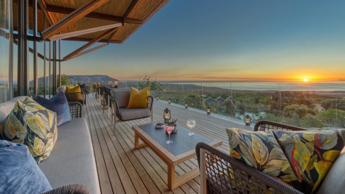 Südafrika Hermanus Grootbos Nature Reserve Forest Lodge Terrasse Iwanowskis Reisen - afrika.de