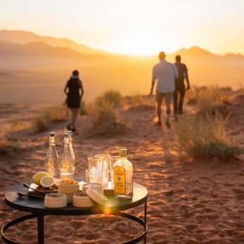 namibia-wolwedans-dune-camp-sundowner_nl