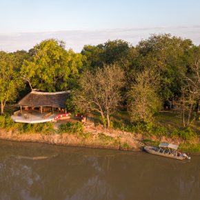 Sambia South Luangwa National Park Nkwali Camp Iwanowskis Reisen - afrika.de