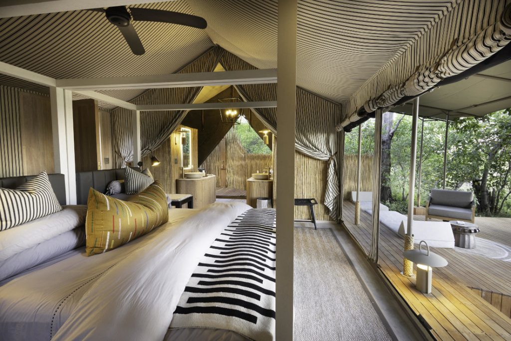 Botswana Moremi Game Reserve Monachira Camp Zelt Iwanowskis Reisen - afrika.de