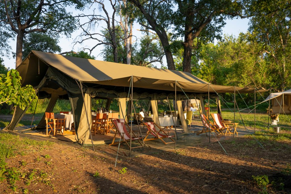 Botswana Khwai Peake Safari Mobile Camp Iwanowskis Reisen - afrika.de
