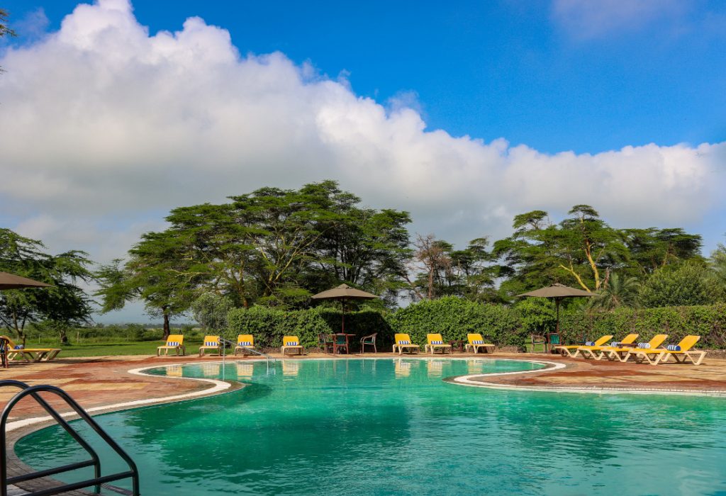 Kenia Amboseli National Park Ol Tukai Lodge Pool Iwanowskis Reisen - afrika.de
