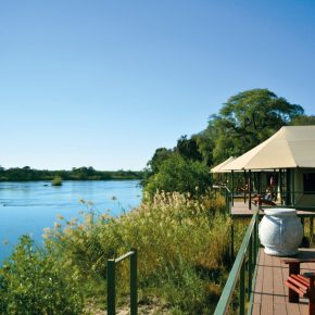 Namibia Divundu Shametu River Lodge Iwanowskis Reisen - afrika.de
