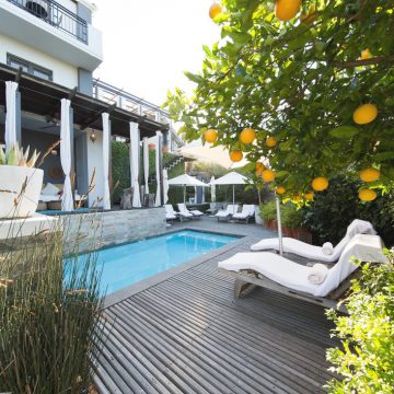 Südafrika Kapstadt Kensington Place Pool Iwanowskis Reisen - afrika.de